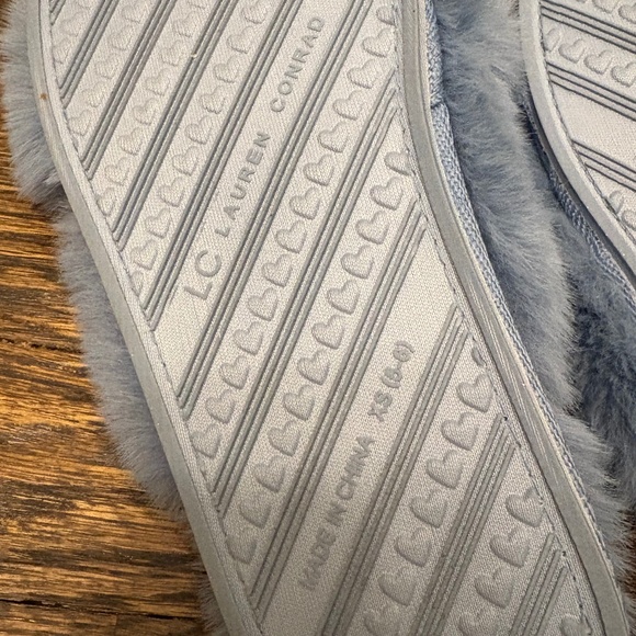 Faux Fur Slipper Bundle Set of 2, Size 5 - 6 - Picture 12 of 12